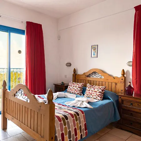 Azzurro Holiday Ermis By Sanders Villa